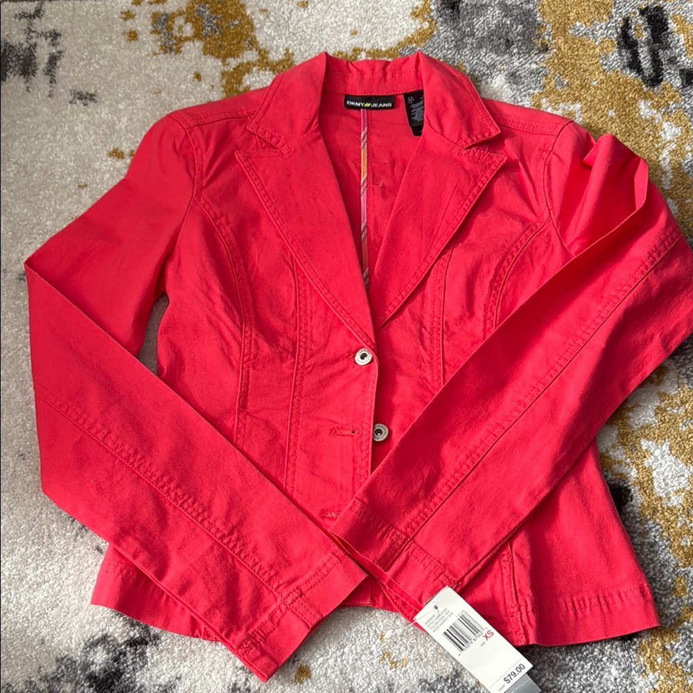 NWT DKNY Blazer ❤️